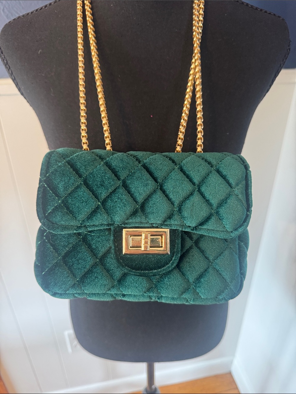 Emerald Quilted Velvet Chain Shoulder Bag